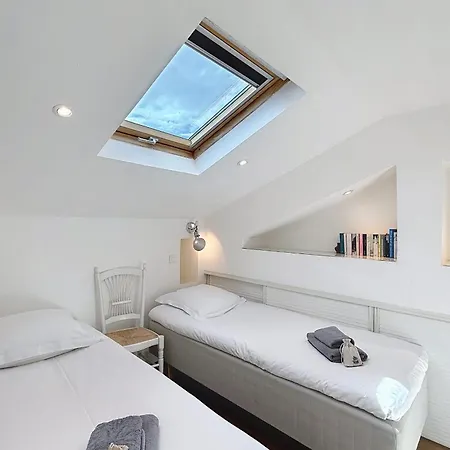 Atypical Duplex Suquet 3 Bedrooms Terrace And Sea View *