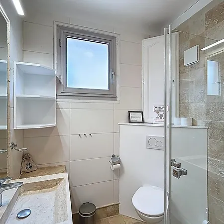 Atypical Duplex Suquet 3 Bedrooms Terrace And Sea View Apartment